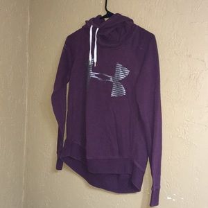 Under Armour sweatshirt / hoodie